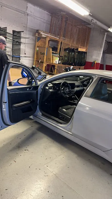National Auto Glass & Mirror 7