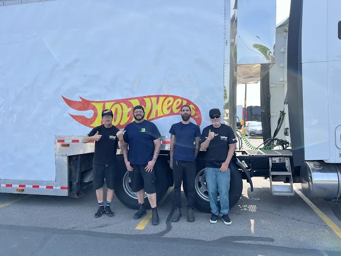 Motorcity Truck and Fleet Repair 9