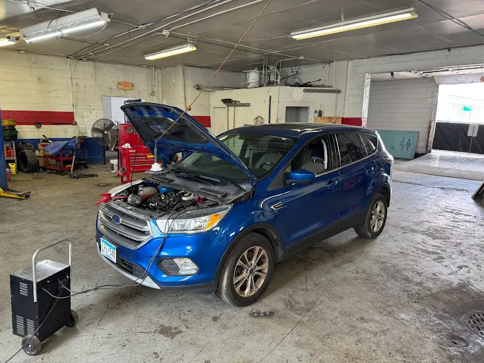 Cousins Car Care 4