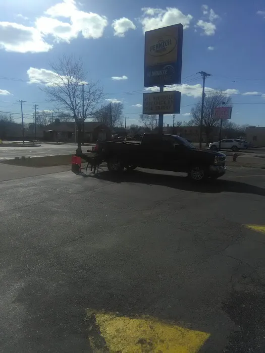 Friendly Quick Lube Oil Change 3