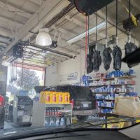 Friendly Quick Lube Oil Change