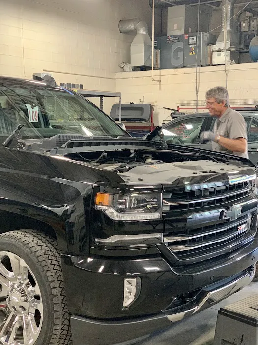 Wally Edgar Collision Center 2