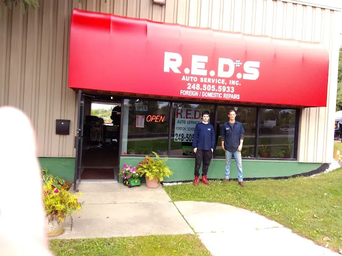 Red's Auto Services LLC 5