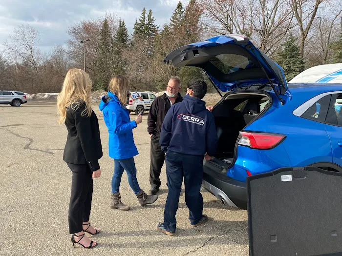 Serra Ford Rochester Hills Parts Center 4