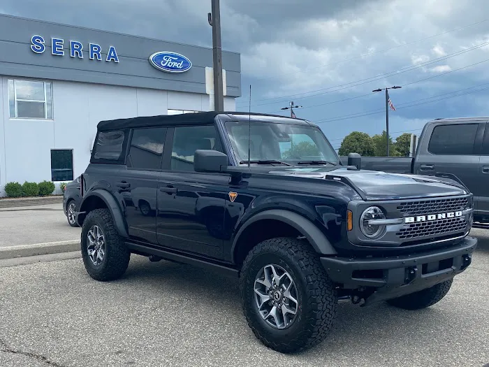 Serra Ford Rochester Hills Service Center 7