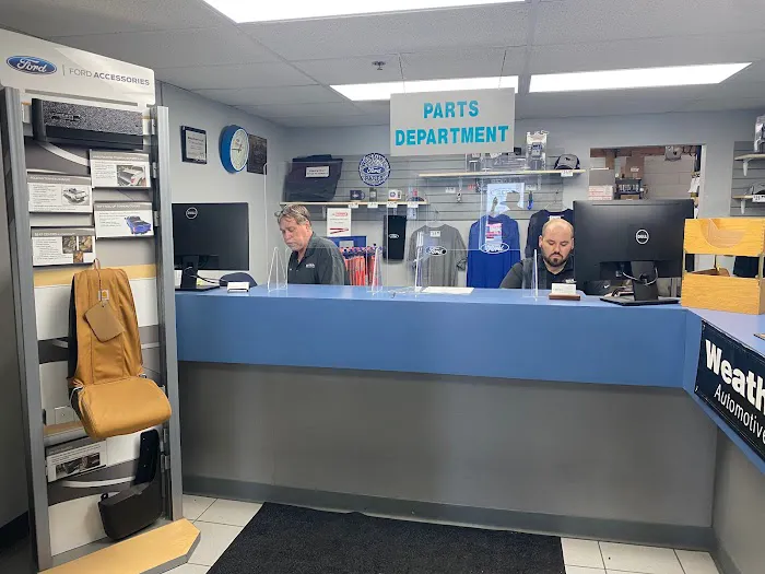 Serra Ford Rochester Hills Service Center 9