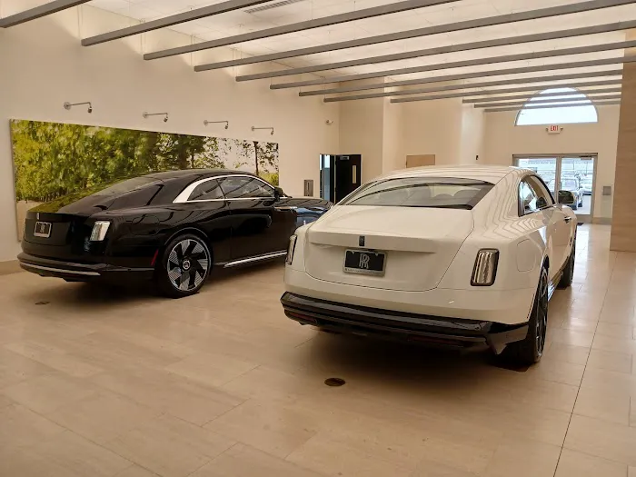 Rolls-Royce Motorcars of Michigan Parts Center 2