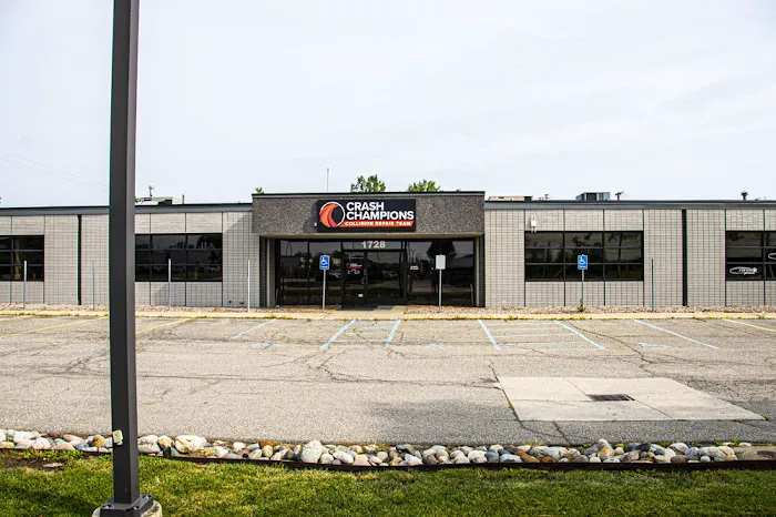 Crash Champions Collision Repair Troy 2