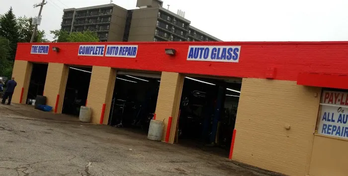 Detroit Auto Specialist 0