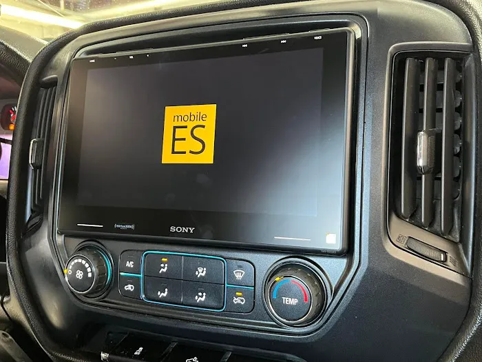 Car Tunes Stereo Center 8