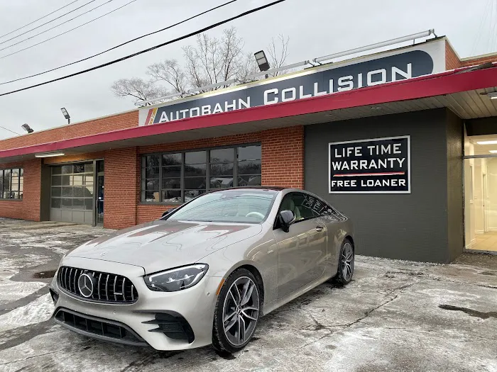 Autobahn Collision 4