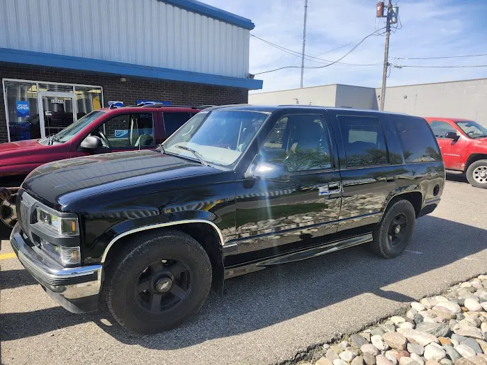 Maaco Auto Body Shop & Painting 7