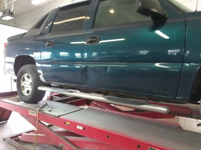 Art's Collision & Auto Repair 4