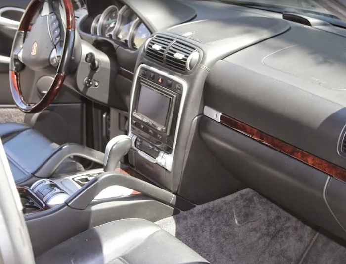Monney Car Audio 8