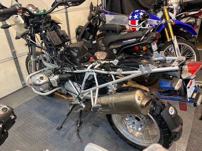 BurnsMoto 8