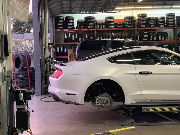 Fremont Tires and Wheels 0