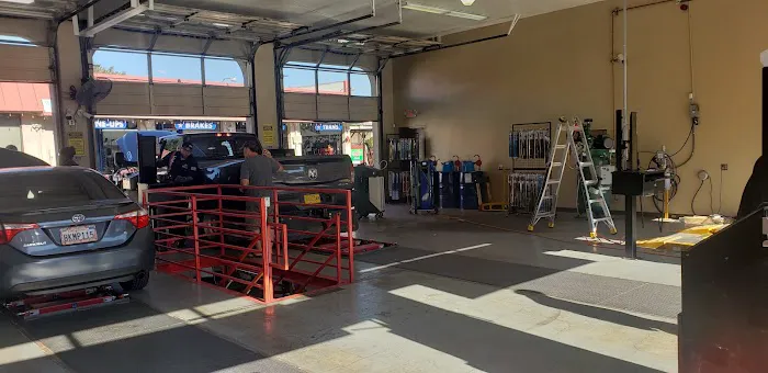 Valvoline Instant Oil Change 1