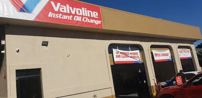 Valvoline Instant Oil Change 4