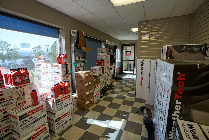 Apple Ford Parts Center of White Bear Lake 5