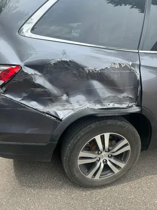 Parkway Auto Body Repair 2