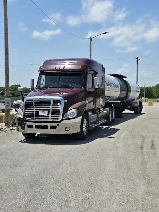 Universal Truck Service, LLC. 4