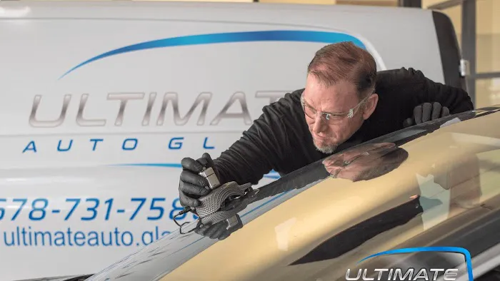 Ultimate Auto Glass & Electronics 3