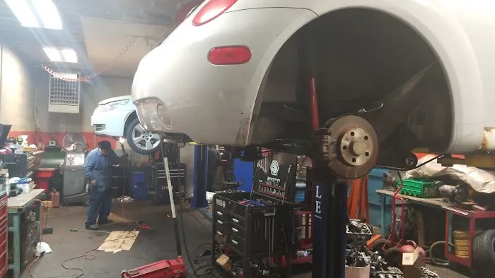 Trinh's Auto Repair 1