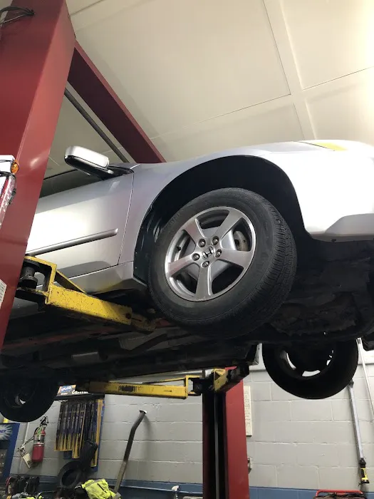 Lanhart Auto Repair Inc & Towing 1