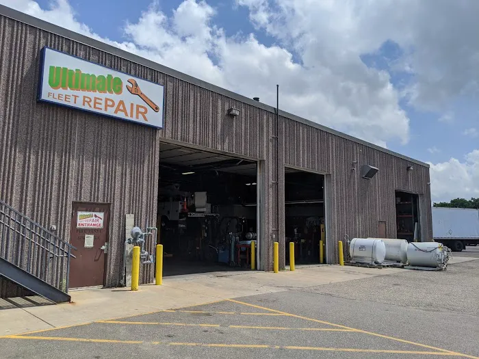 Ultimate Fleet Repair 2