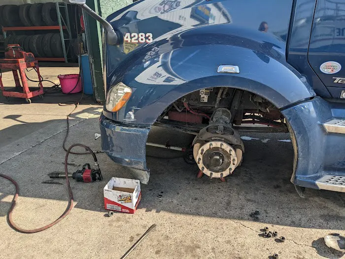 Pomp's Tire Service 1