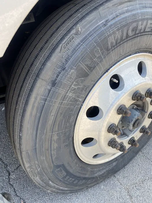 Pomp's Tire Service 7