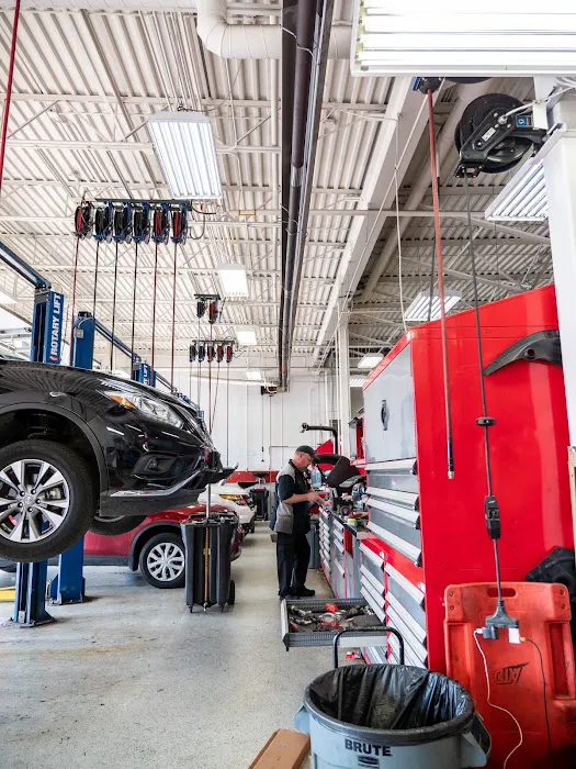 Luther Kia of Inver Grove Service Department 9