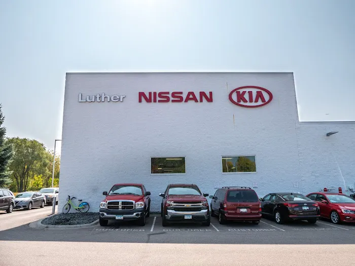 Luther Kia of Inver Grove Service Department 6