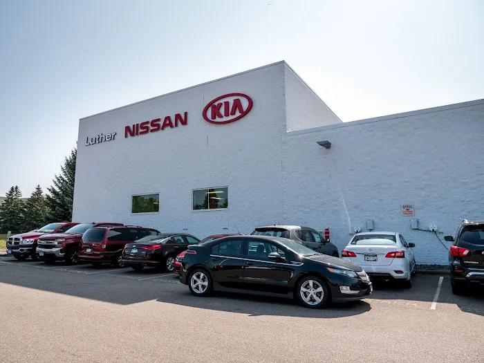 Luther Nissan of Inver Grove Parts Department 2