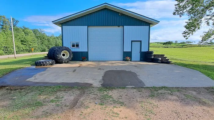 Fast Tire Service 3