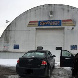 Rick's Auto Body ico