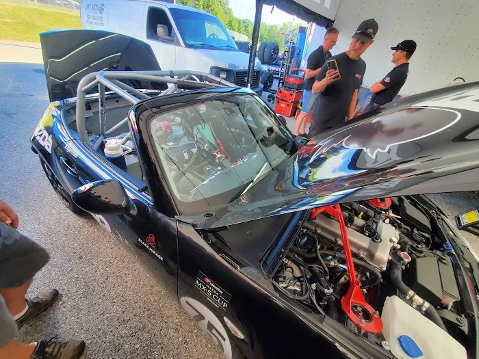 Lake Auto Glass & Service 3