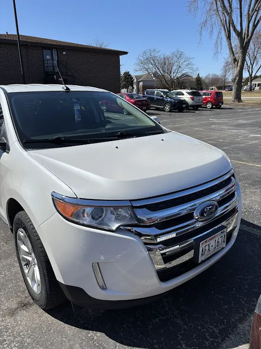 De Pere Auto Center 8