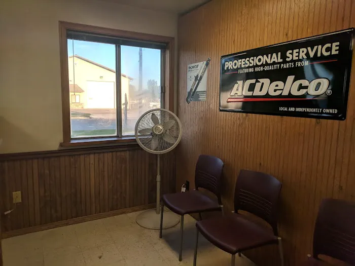 Gene's Auto & Truck 0
