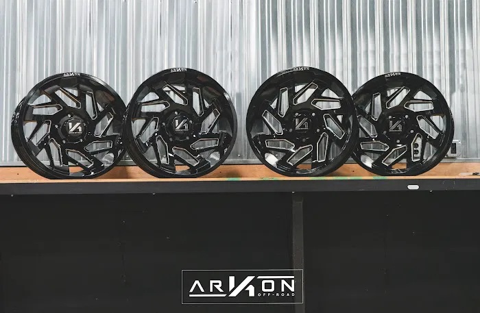 ARKON OFF-ROAD 4