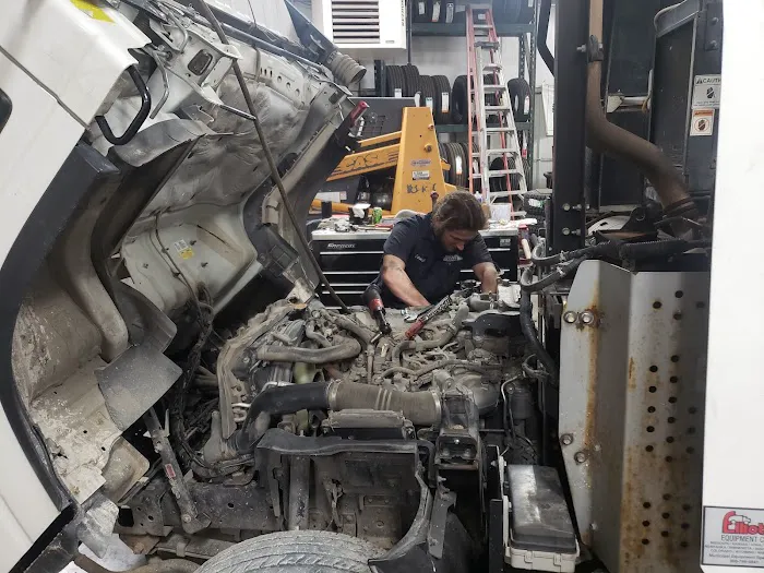 Absolute Repair by Merx Truck & Trailer 0