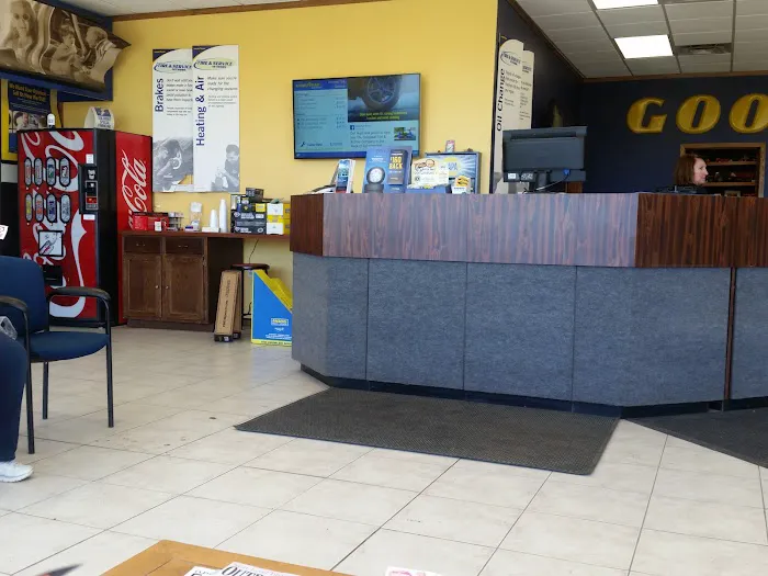 Hanson Tire Service 3