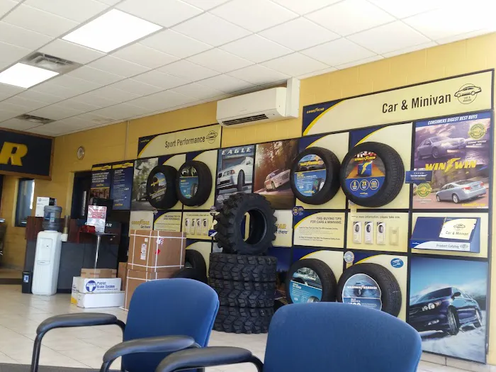Hanson Tire Service 4