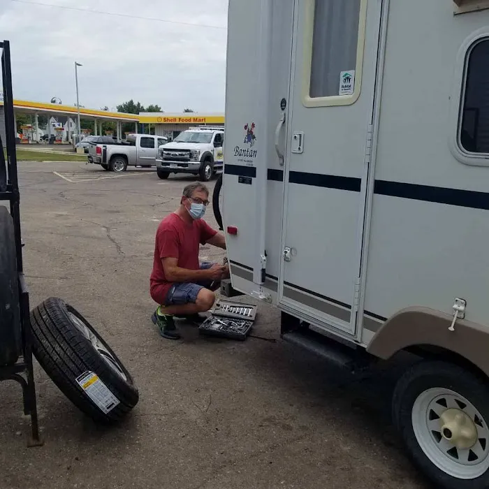 Hanson Tire Service 7