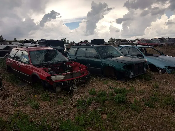 Dillon's Auto Salvage 0