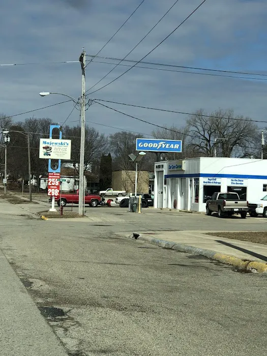 Majewski's Tire & Exhaust Center 0
