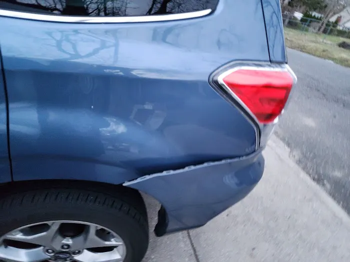 Greg & Bill's Auto Collision and Diagnostic Car Care 3