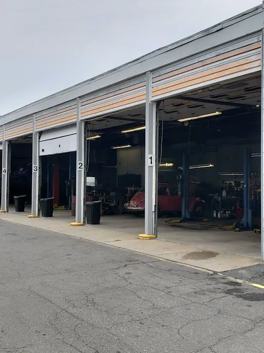 Pinky's Auto Service Center 6