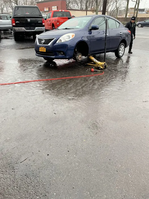 Selden Best Used Tires Inc. 4