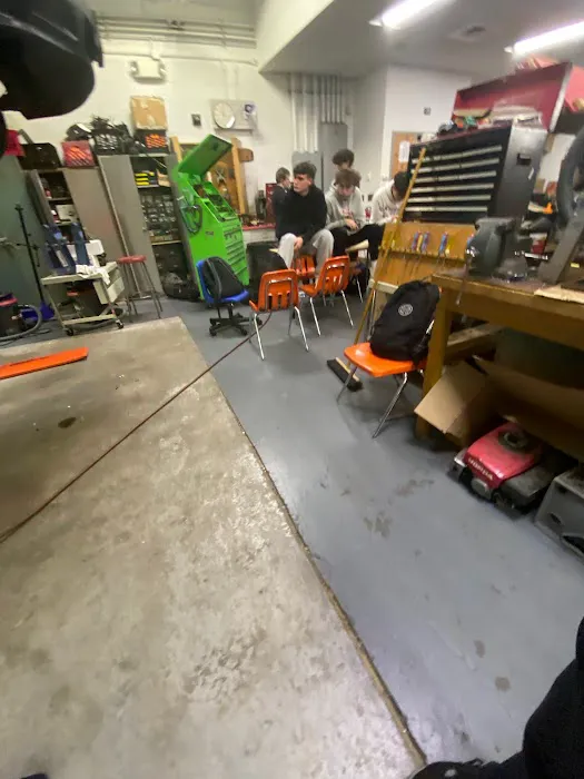 Nettys Auto Shop 2